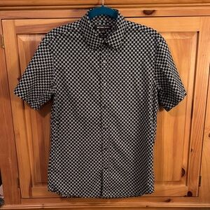 🐷 Michael Kors Slim Fit Black and White MK Print Short-Sleeve Button Down Shirt